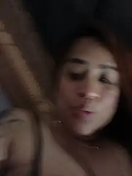 AriaGomez_ live