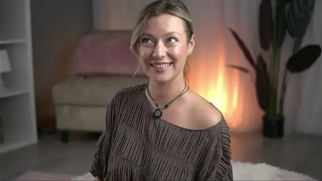 AnnastasiaMills live