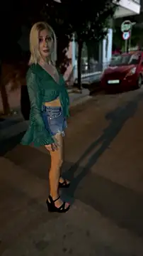 HOTLadyluna live
