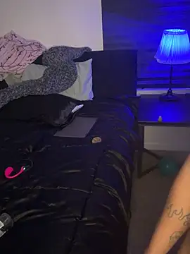 Lunablueee live