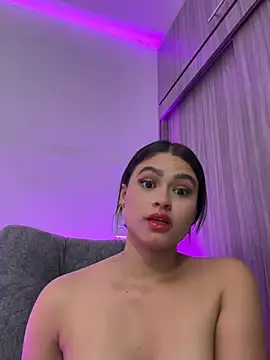 Victoria_Lux_ live