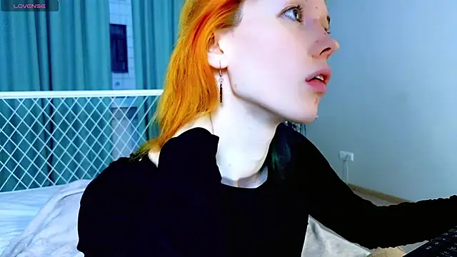 Kiara_Age live