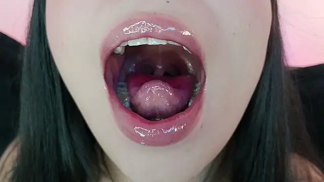 mia_roux1 live