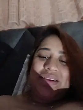 AriaGomez_ live