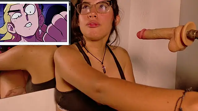 CoralineSanchez live