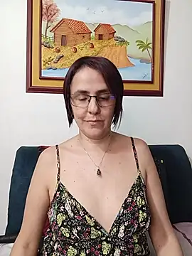 IsisBlake live