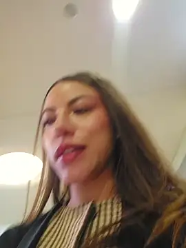 Karen_San_Miguel live