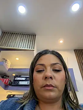 isabella_horney_ live