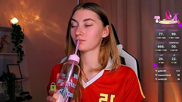 lady_curls live