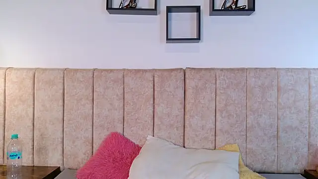 Zoehot_11 live