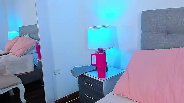 Samantha__Vega live
