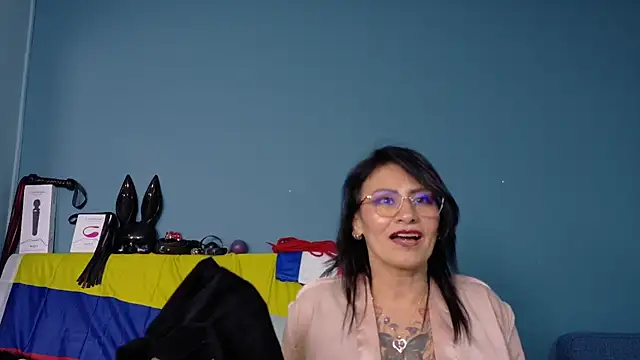 DonnaJoness live
