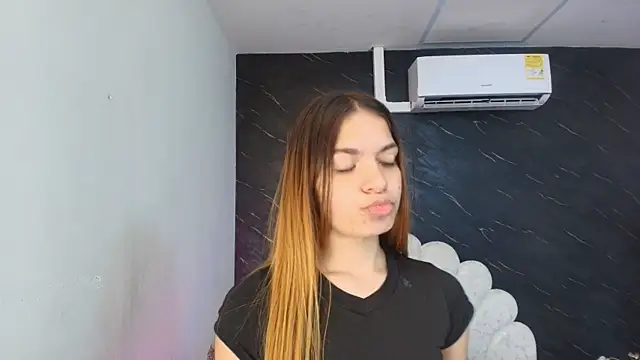 kissme_luna live