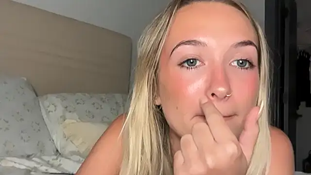 kelseyblu live