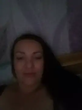 PrettyAngell_ live