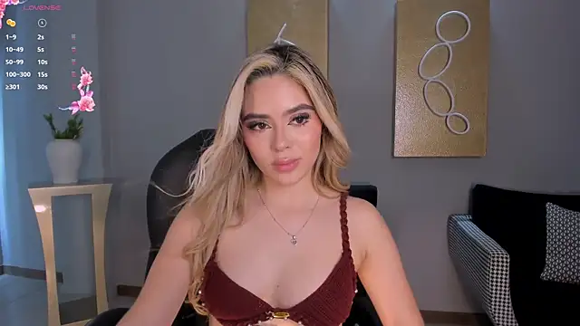 JuanitaClay live