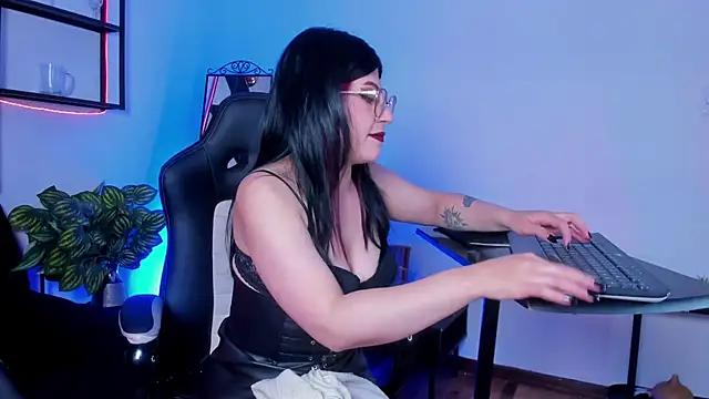 Halley_Ravenn live