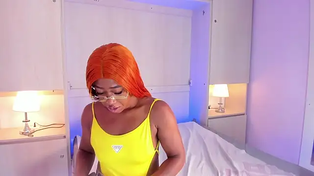CristalBennet live
