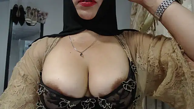 nadia__abaud live