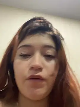Karina_Leon live