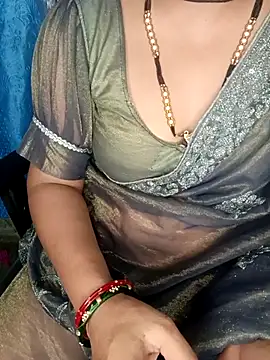 Miss_retika live