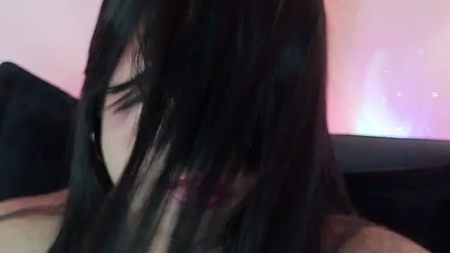 mia_roux1 profile