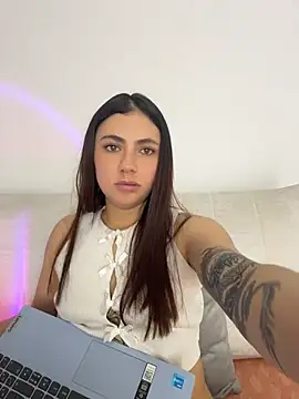 EmilyCxx profile