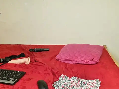 mardhiyah live