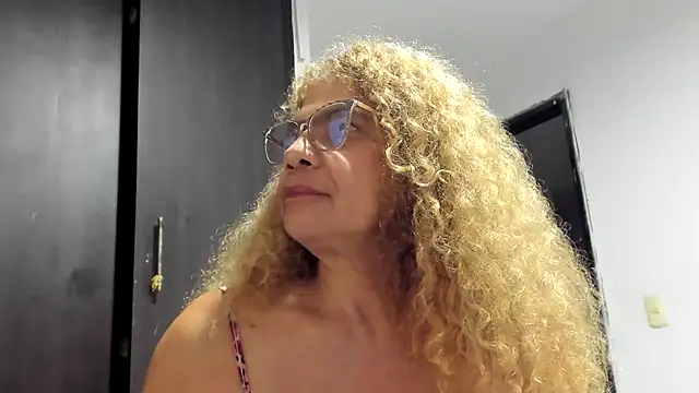 indiraa-channell live