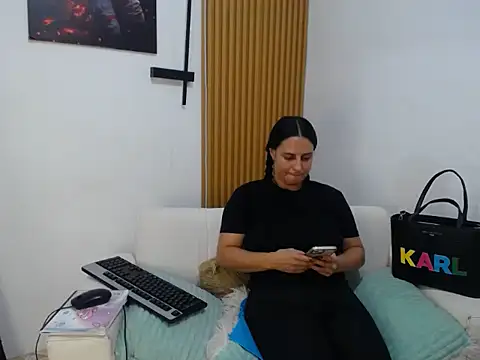 HadaraXxx live