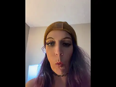 MegaTinyyy live