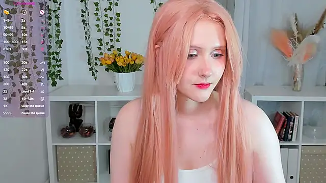 DelilahTaylor live