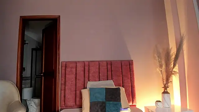 GahiaBelucci live