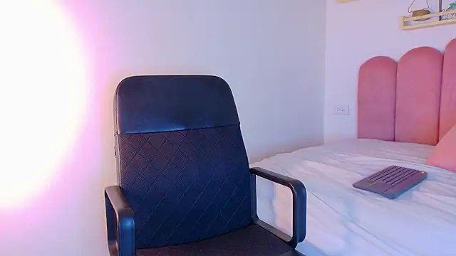 SofiaDiamond_ live