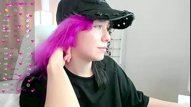 EmilyTrase live