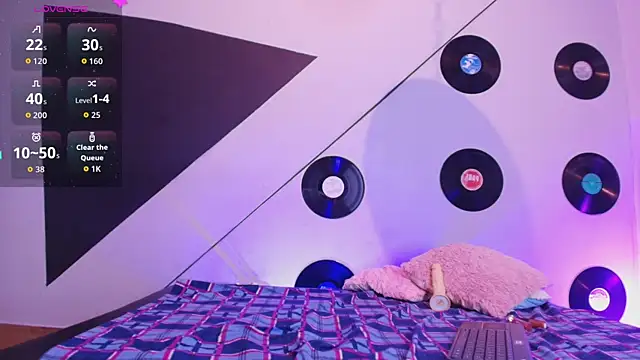 Allissa_Noir live