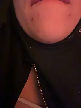 zahra_Jalid live