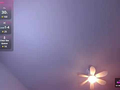 Pauline_Fox live
