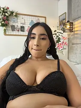 IvonneOwen live