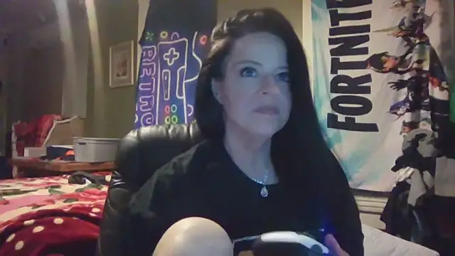 Love_Ashlii live