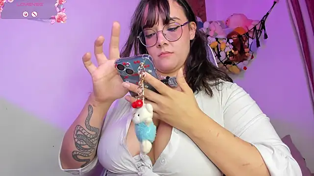 Lilithh_Kuro live