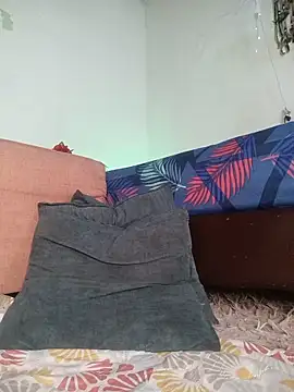 lovely_kitt live