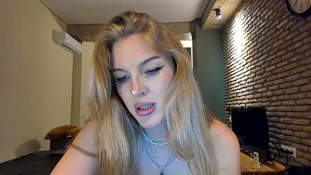 fifteenpoem live