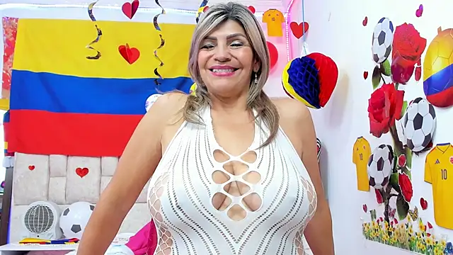 Celeste_Lincon live