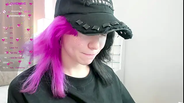 EmilyTrase live