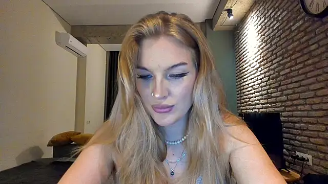 fifteenpoem live