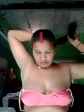 Shivani09900 live