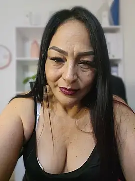 Gina_Myers live