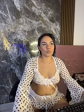 nicol_jone1 live
