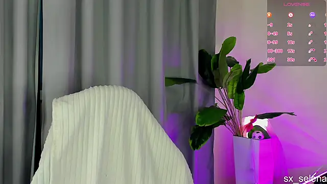 Ice_Strawberry live